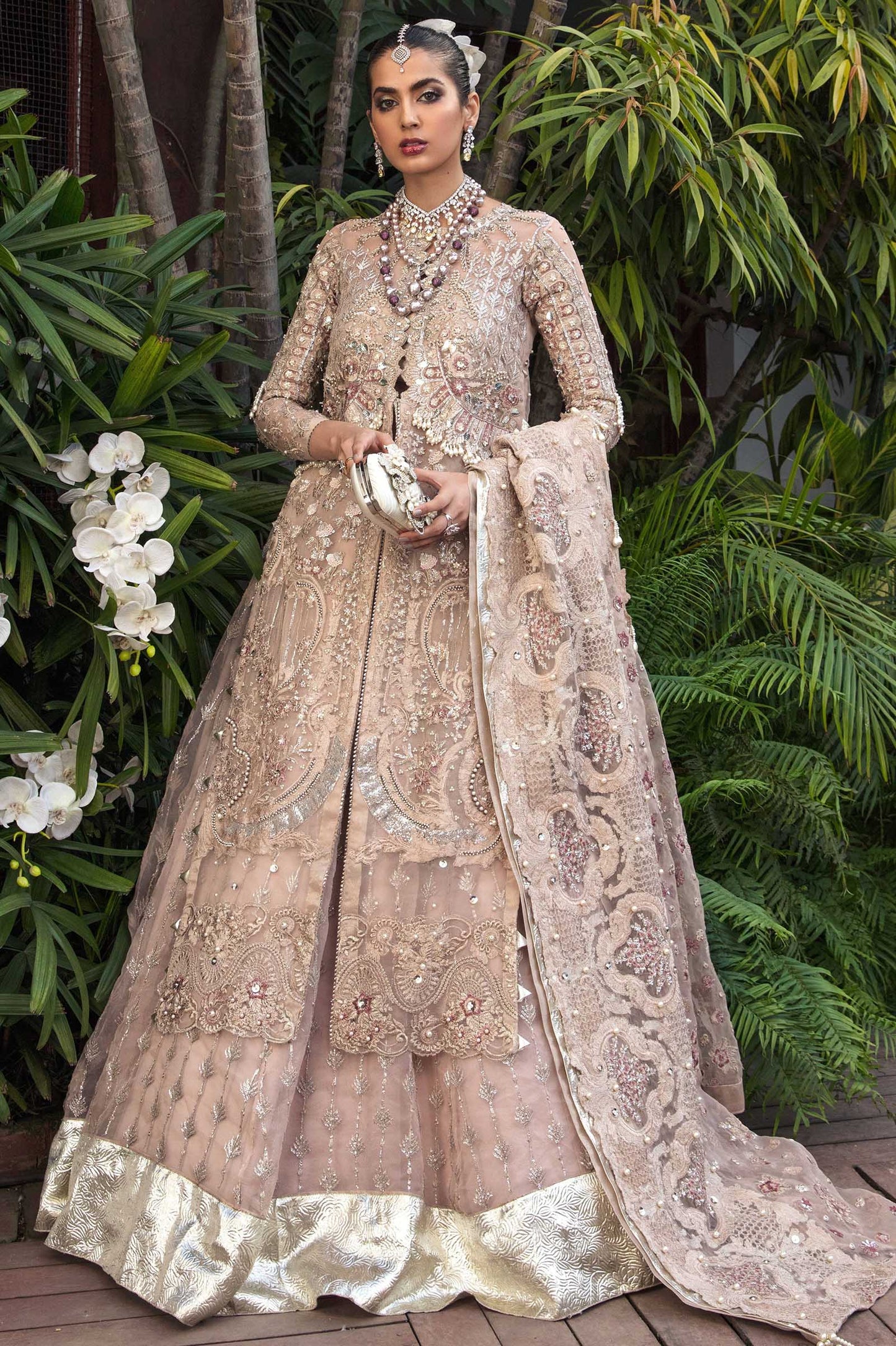Shah begum
